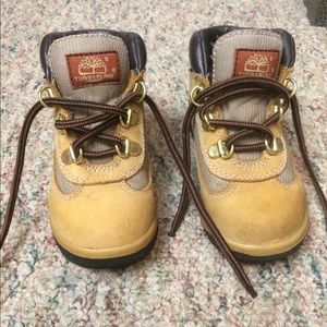 Timberland Toddler hiking boots size 8.5